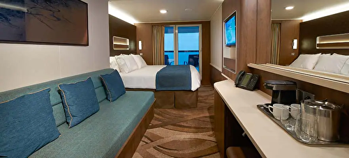 Spa Mini-Suite with Balcony – [M9]