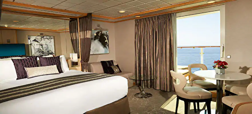 Aft-Facing Penthouse with Large Balcony – [SM]