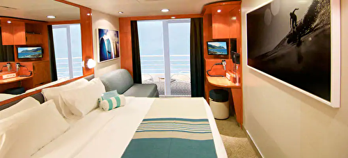 Aft-Facing Large Balcony – [B1]