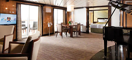 Deluxe Owner’s Suite with Large Balcony – [S5]