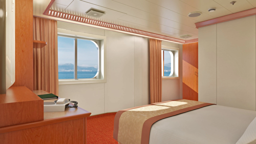Interior with Picture Window (Obstructed Views) – [4J]