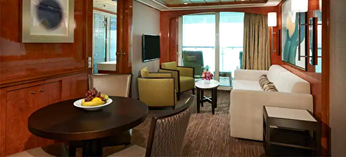 2-Bedroom Deluxe Family Suite with Balcony – [S4]