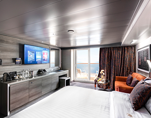 YACHT CLUB DELUXE SUITE – [YC1]