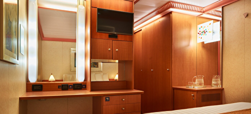 Interior – [I1]