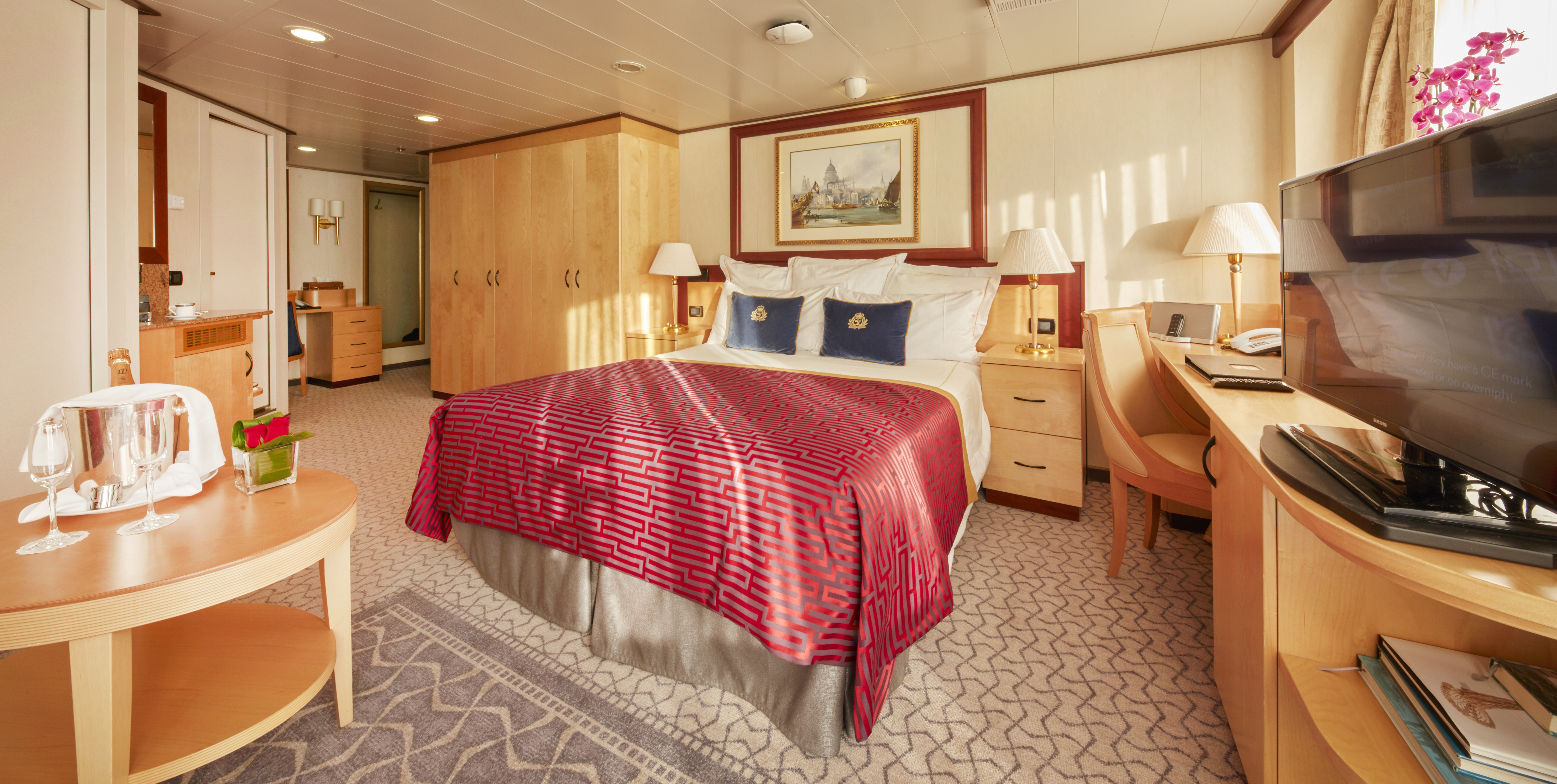 Queen Suite – [Q5]