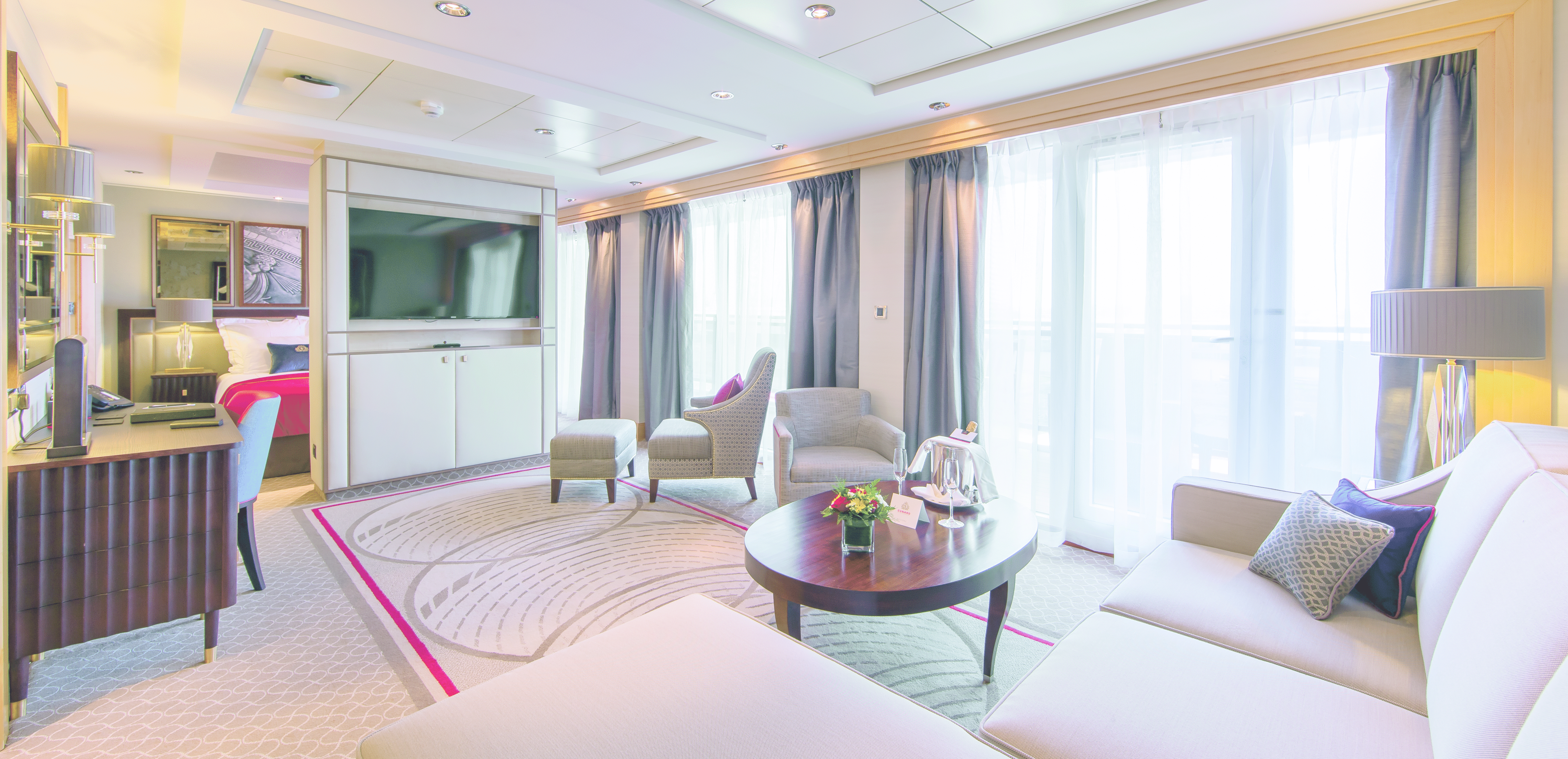 Penthouse Suite – [Q4]